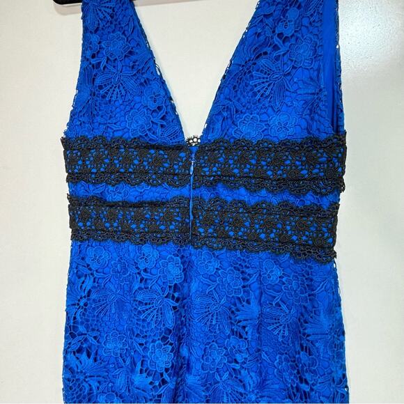 DVF Blue Viera Lace Sleeveless Shift Midi Dress V Neck 4 - Picture 7 of 11